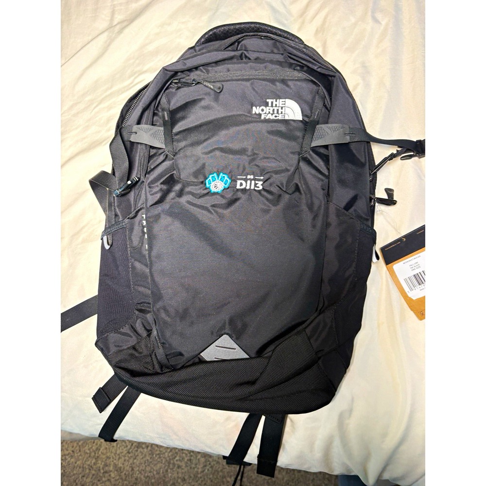 The North Face Fall Line Black Backpack 13L Fits 13in Laptop 3 Pockets Zip